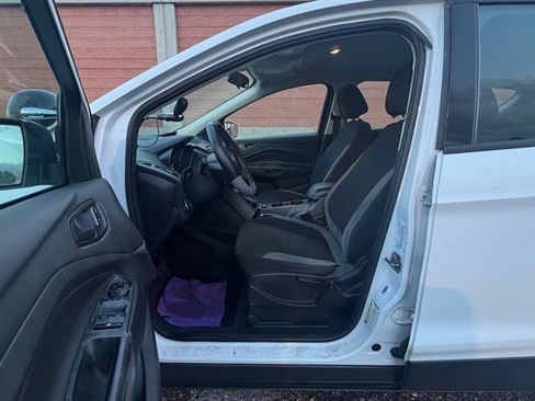 Used 2014 Ford Escape S FWD image 17