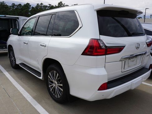 Used 2018 Lexus LX 570 4WD image 4