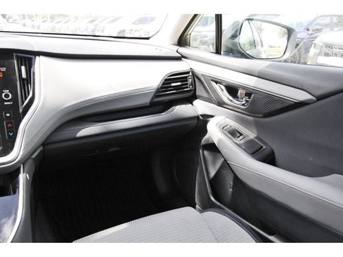 Used 2024 Subaru Outback Premium AWD/4WD image 10