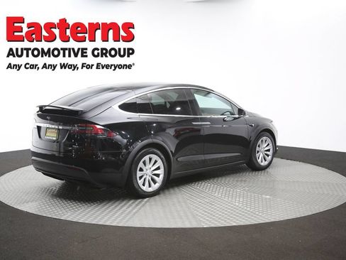 Used 2018 Tesla Model X 75D AWD/4WD image 35