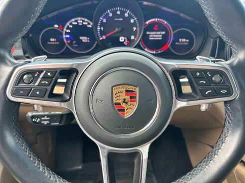 Certified 2023 Porsche Cayenne image 23