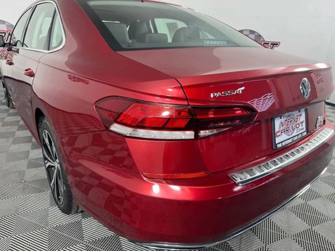 Used 2022 Volkswagen Passat 2.0T SE image 27