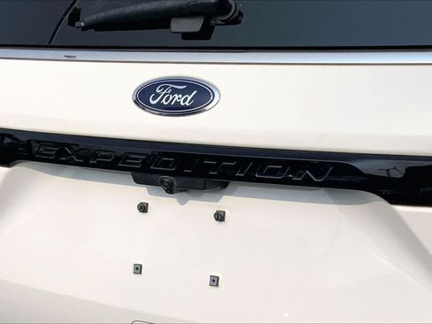 Used 2021 Ford Expedition Limited RWD image 28