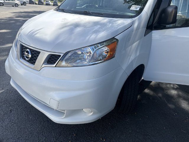 Used 2020 Nissan NV200 S FWD image 30