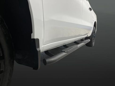 Used 2024 Chevrolet Silverado 1500 RST image 38