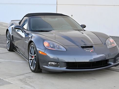 Used 2013 Chevrolet Corvette 427 w/ 1SC Preferred Equipment Group RWD image 11
