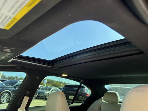 Used 2022 INFINITI Q50 Sensory image 29