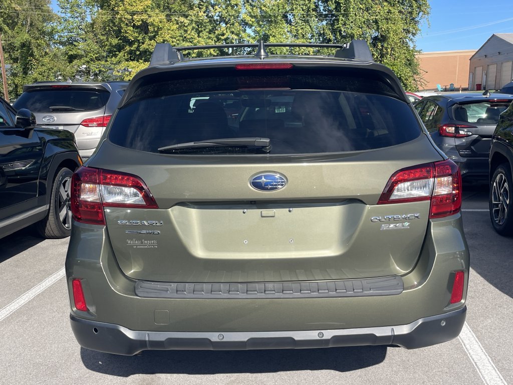 Used 2017 Subaru Outback 2.5i Limited AWD/4WD image 5