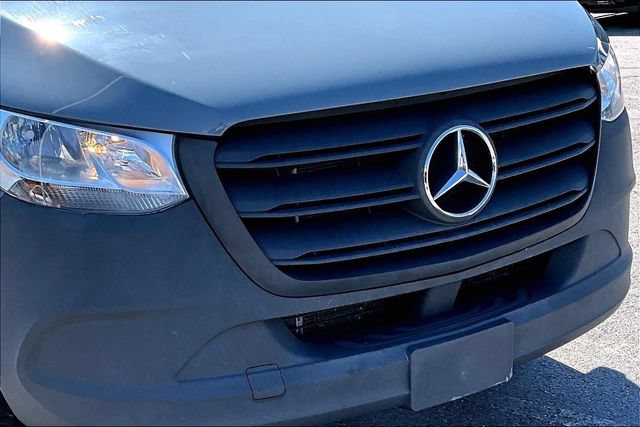 Used 2024 Mercedes-Benz Sprinter 2500 w/ Acoustic Package image 31
