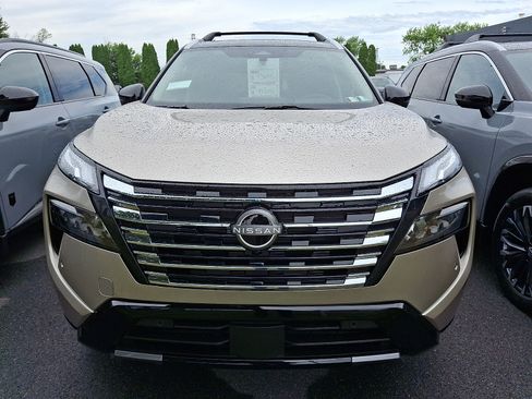 New 2026 Nissan Rogue Platinum w/ Platinum Premium Package AWD/4WD image 2