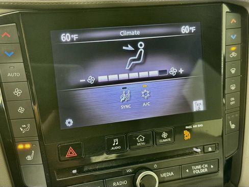 Certified 2023 INFINITI QX50 Luxe FWD image 21