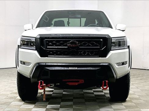 Used 2024 Nissan Frontier PRO-4X w/ Off-Road Protection Package image 3