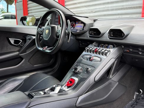 Used 2016 Lamborghini Huracan LP 610-4 AWD/4WD image 29