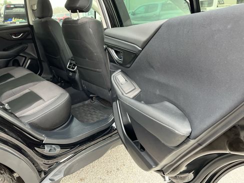 Used 2024 Subaru Outback Premium image 27