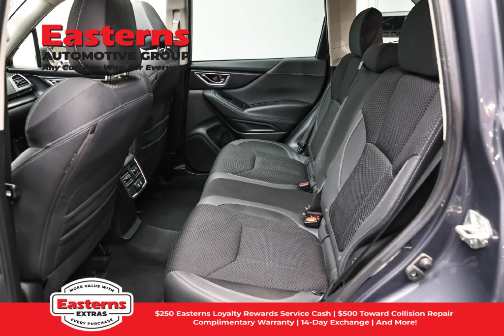 Used 2022 Subaru Forester Premium AWD/4WD image 24