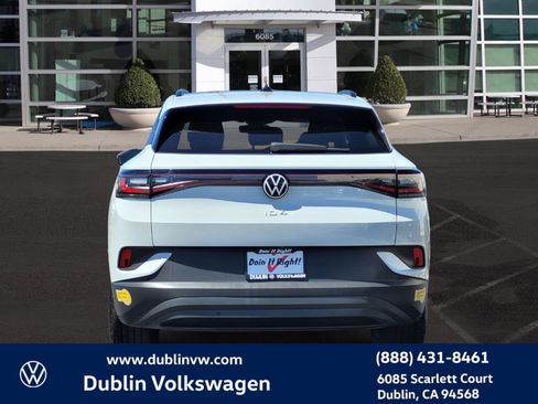 Certified 2021 Volkswagen ID.4 Pro S image 5