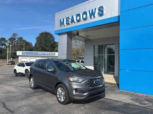 Used 2022 Ford Edge Titanium image 1