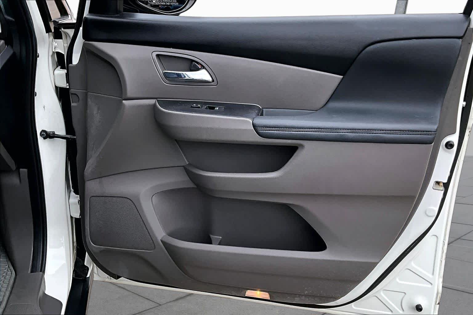 Used 2017 Honda Odyssey EX-L image 27