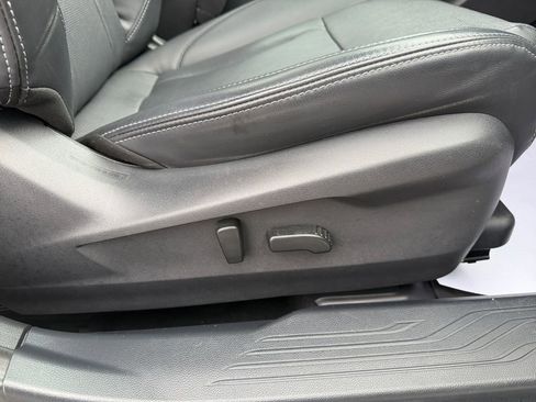 Used 2020 Subaru Outback Limited w/ Popular Package #2 image 22