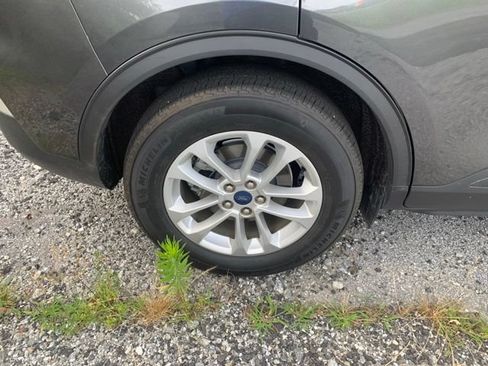 Used 2020 Ford Escape SE FWD image 9