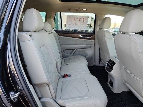 New 2026 Volkswagen Atlas SE image 14