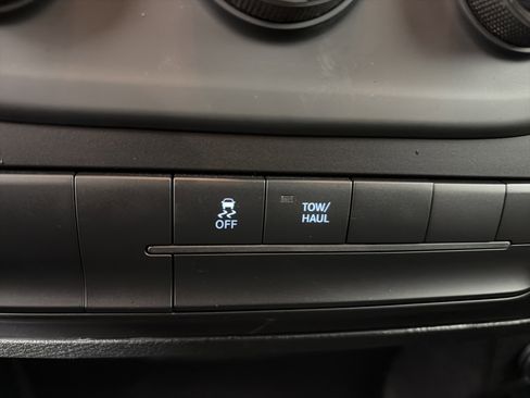 Used 2022 RAM 1500 Tradesman AWD/4WD image 22