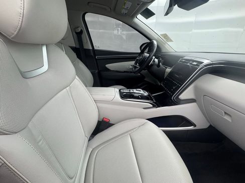 Used 2023 Hyundai Tucson Limited image 11