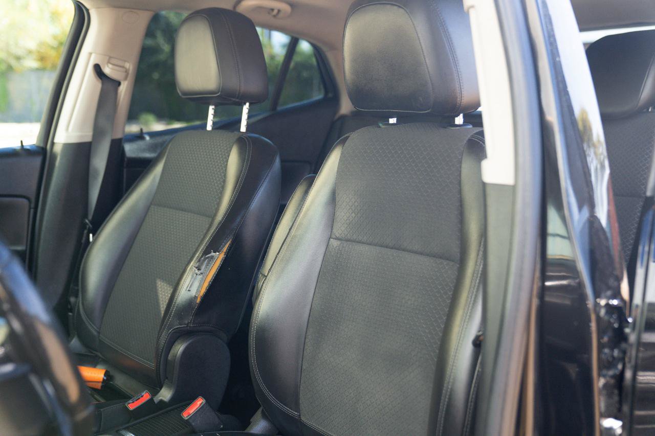 Used 2021 Buick Encore Preferred AWD/4WD image 20