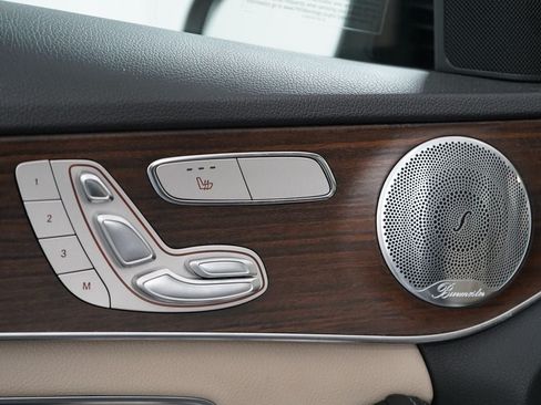 Used 2021 Mercedes-Benz C 300 4MATIC Sedan image 19