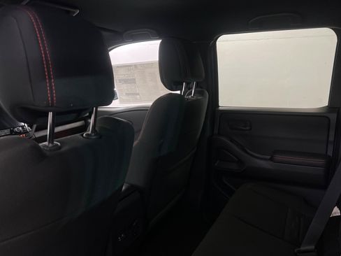New 2026 Nissan Frontier PRO-4X w/ Pro-4x Convenience Package AWD/4WD image 19