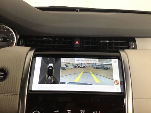 Used 2023 Land Rover Discovery Sport SE R-Dynamic AWD/4WD image 17