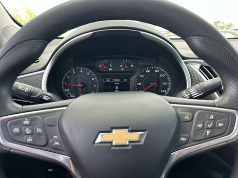 Used 2023 Chevrolet Malibu LT FWD image 30
