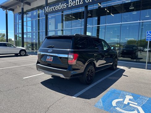 Used 2020 Ford Expedition Limited w/ Equipment Group 302A AWD/4WD image 2