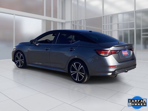 Certified 2020 Nissan Sentra SR image 4