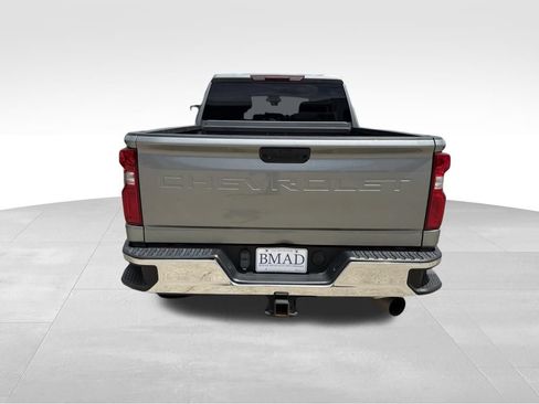 Used 2024 Chevrolet Silverado 2500 LTZ w/ LTZ Convenience Package AWD/4WD image 6