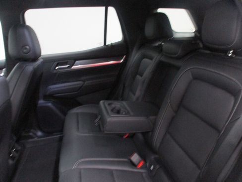 New 2026 GMC Terrain Elevation w/ Elevation Premium Package AWD/4WD image 34