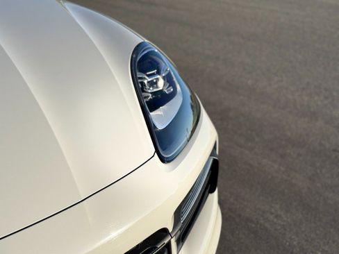 Used 2023 Porsche Cayenne image 14