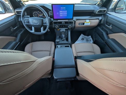 New 2025 Toyota 4Runner Limited image 26