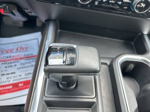 Used 2023 Chevrolet Silverado 1500 RST AWD/4WD image 31