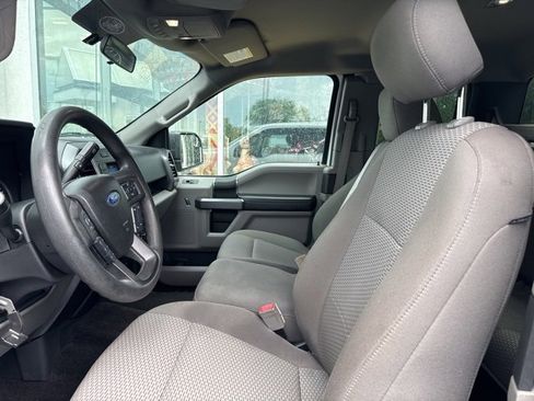 Used 2018 Ford F150 XLT w/ Trailer Tow Package image 17