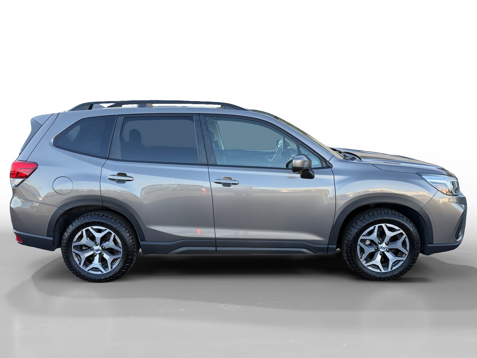Used 2021 Subaru Forester Premium AWD/4WD image 6