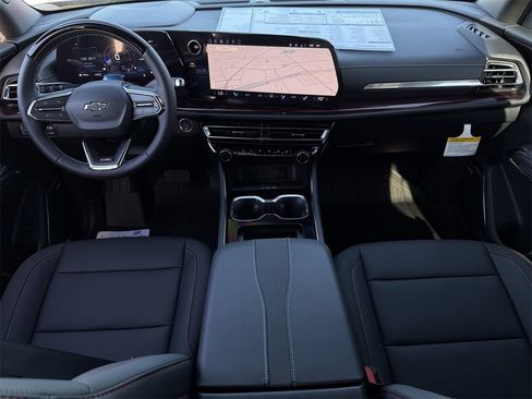 New 2026 Chevrolet Traverse Z71 image 10