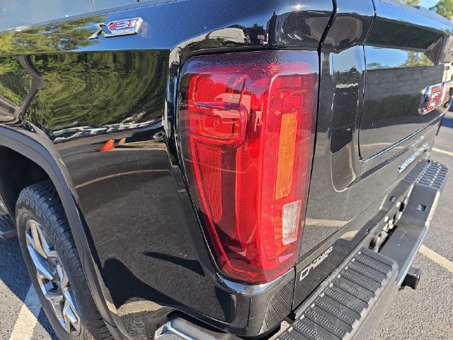 Used 2023 GMC Sierra 1500 SLT w/ SLT Premium Package AWD/4WD image 36