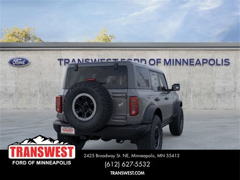 New 2025 Ford Bronco Badlands image 8