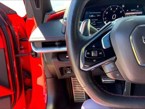 Used 2021 Chevrolet Corvette Stingray Preferred Cpe w/ Engine Appearance Package RWD image 18