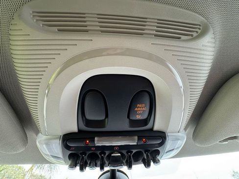 Used 2018 MINI Cooper S image 15