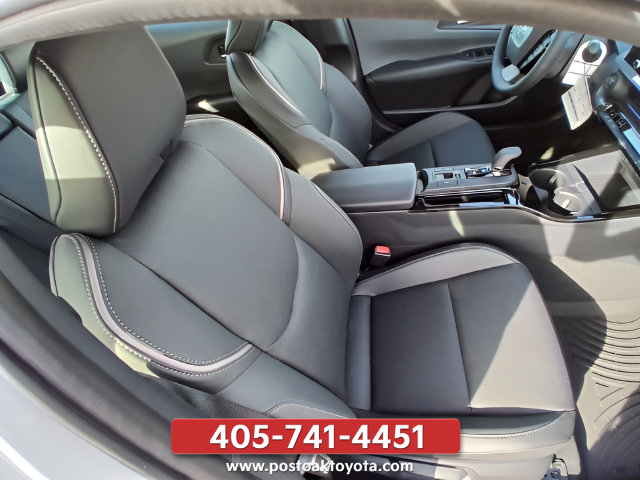 New 2027 Toyota Prius XLE FWD image 19