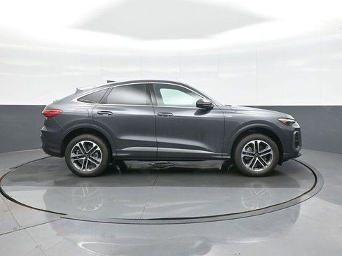 New 2025 Audi Q5 Premium Plus image 8