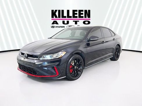 Used 2025 Volkswagen Jetta GLI Autobahn image 3