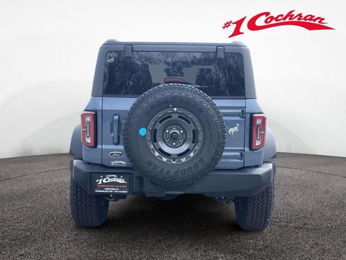 New 2025 Ford Bronco Outer Banks w/ Sasquatch Package AWD/4WD image 7